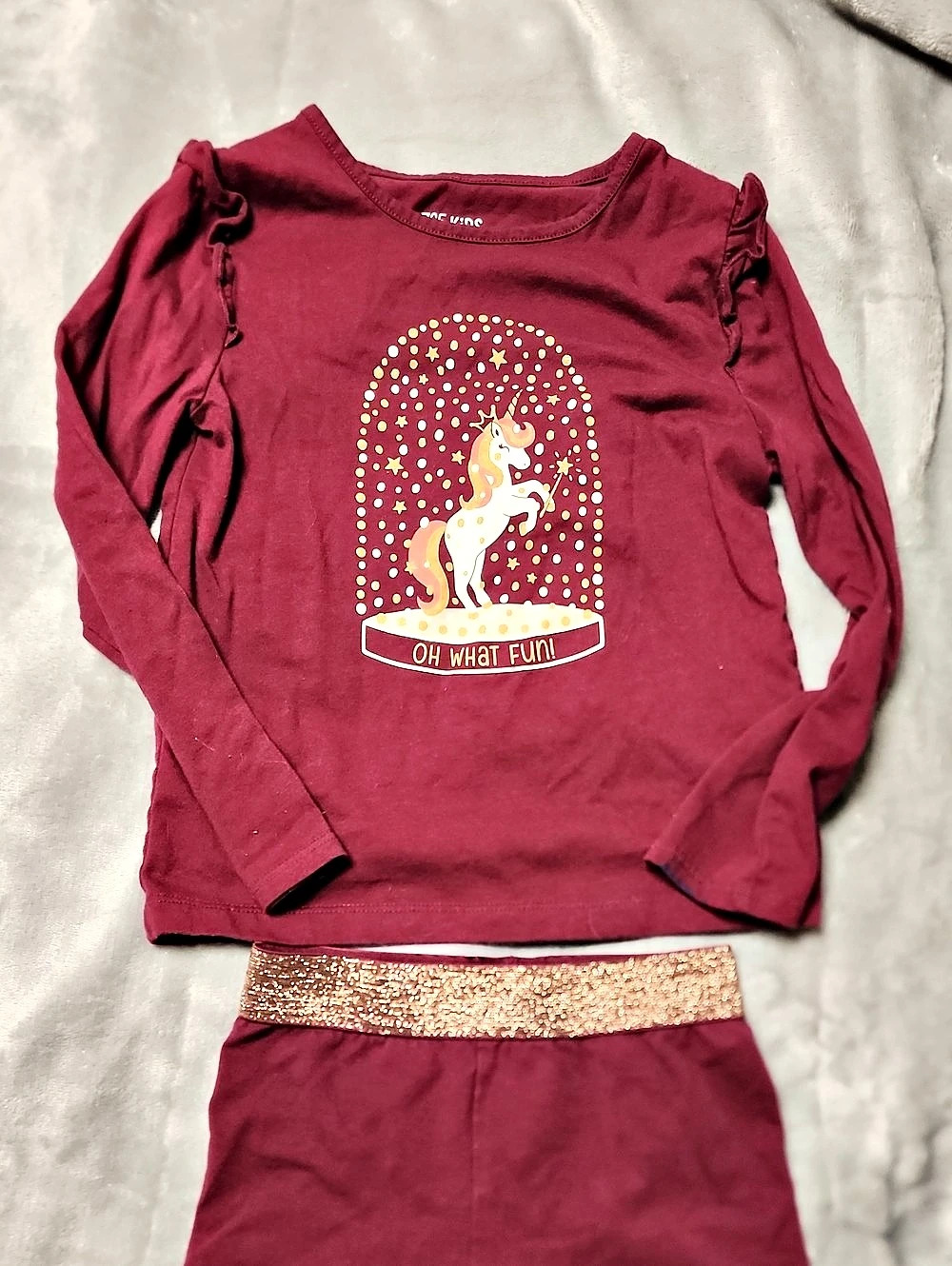 365 KIDS Girls Size 5 Burgundy Unicorn Matching Set